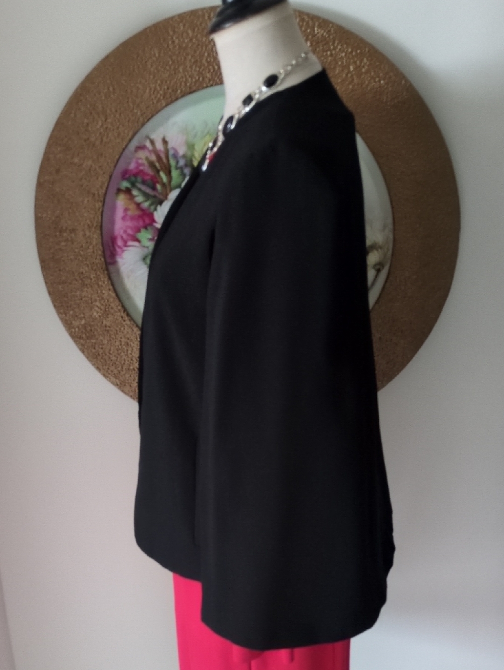 Zara Women's Black Open-Front Cape Blazer (Please Read Description) - Picture 3 of 12